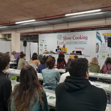 A tope el showcooking en Biocultura del Ghee Caldes D’Estrac y la cocina del Bhakti